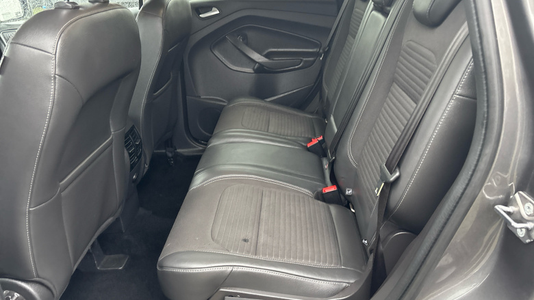 Ford Kuga 2.0 TDCi Titanium 5dr 2WD Diesel Estate